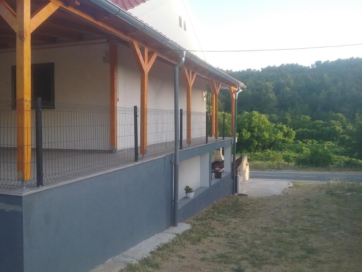 Milda+M Apartment Skradin Ngoại thất bức ảnh